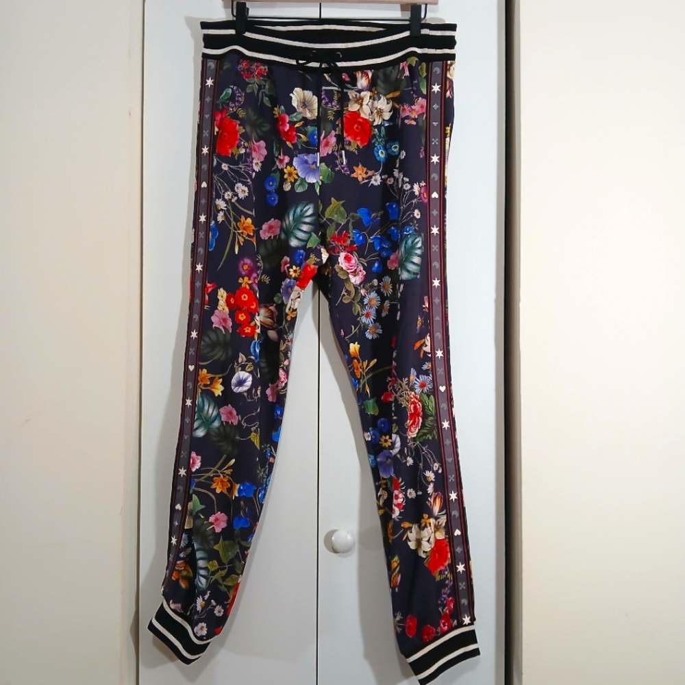 Johnny Was Felix Joggers Pants Navy Floral Celestial Out seam M - Picture 3 of 6